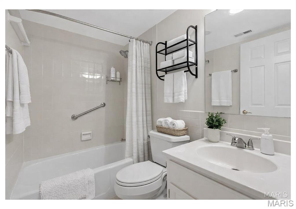 Homewood Ii Condo - Residential