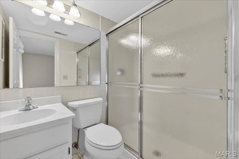 Tiny photo for 524 N Kirkwood Road #2A, Kirkwood, MO 63122 (MLS # 26006732)