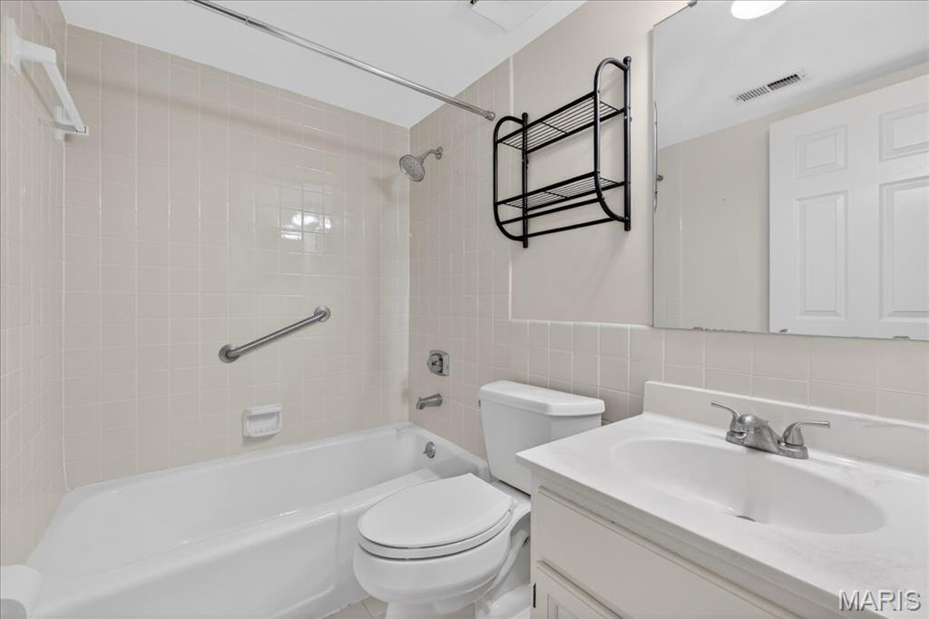 Homewood Ii Condo - Residential