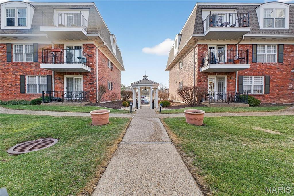 Homewood Ii Condo - Residential