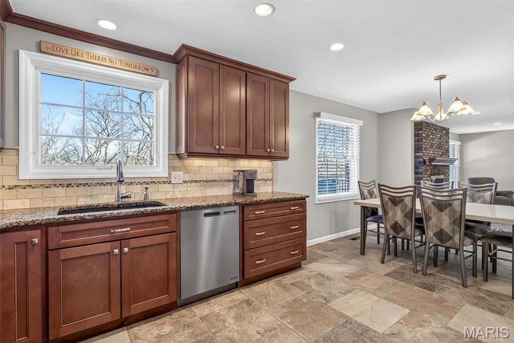 Sunset Gardens Add Place 4 - Residential