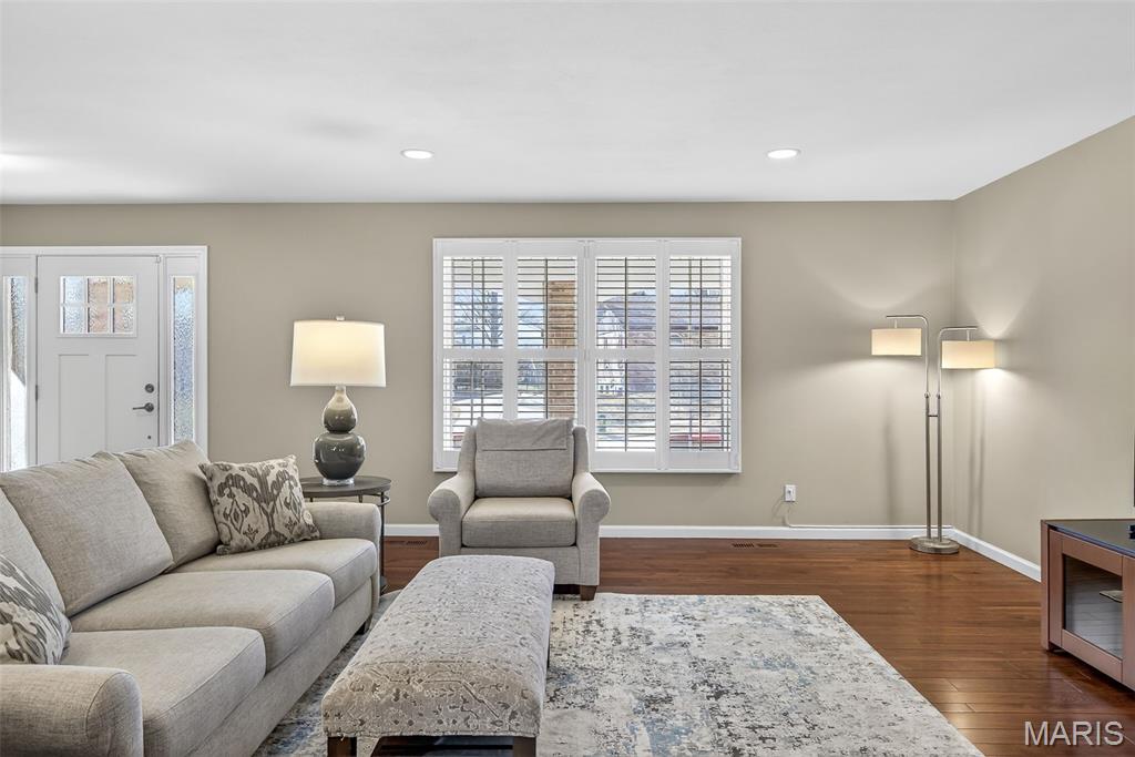 Sunset Gardens Add Place 4 - Residential