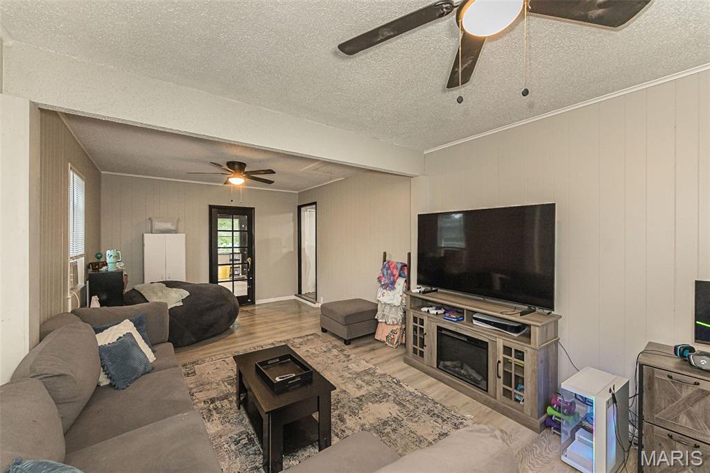 Hi Pt Ac - Residential