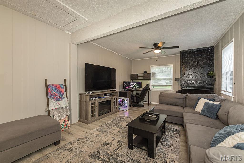 Hi Pt Ac - Residential