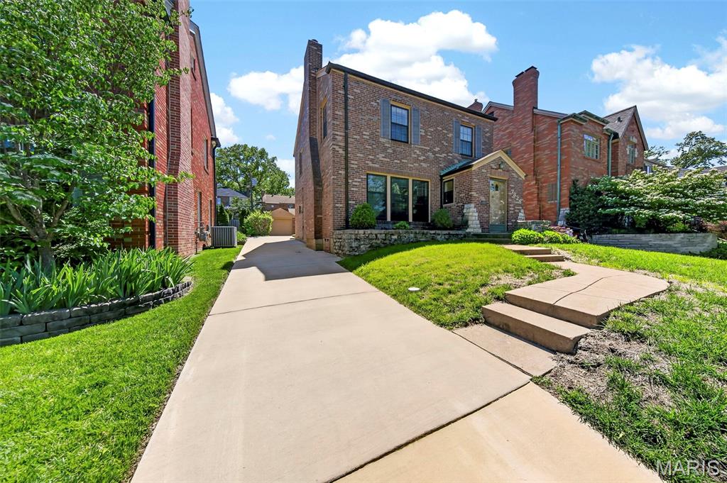 West University 3 - Residential