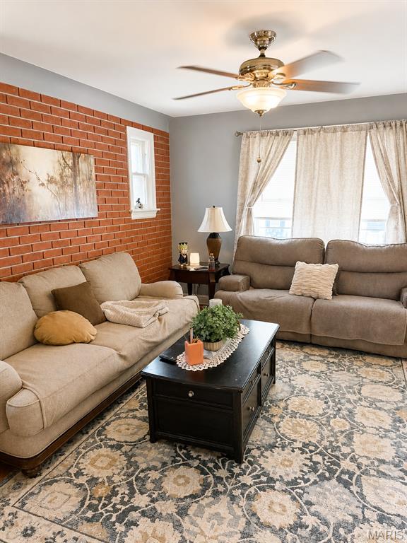 227 W Loretta Avenue - Photo 3