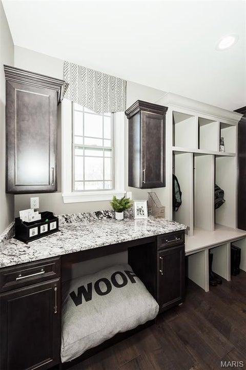 Tiny photo for 350 S Mason Road, Creve Coeur, MO 63141 (MLS # 26069155)
