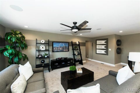 Tiny photo for 350 S Mason Road, Creve Coeur, MO 63141 (MLS # 26069155)