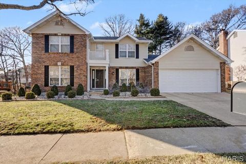 1635 Clayton Spur Court Ellisville MO 63011