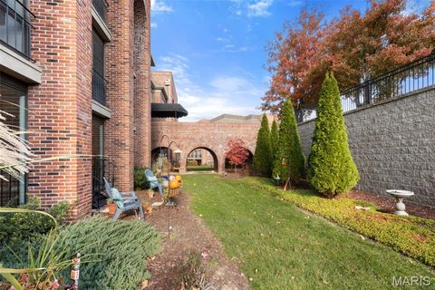 Tiny photo for 14300 Conway Meadows Court #101, Chesterfield, MO 63017 (MLS # 25075212)