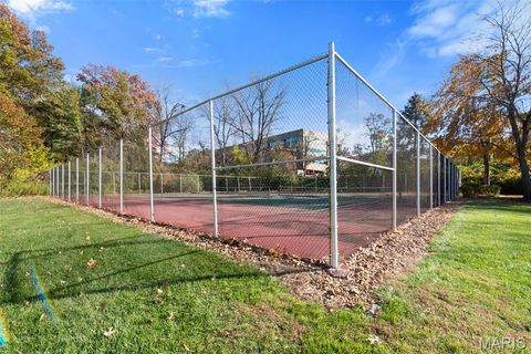 Tiny photo for 14300 Conway Meadows Court #101, Chesterfield, MO 63017 (MLS # 25075212)