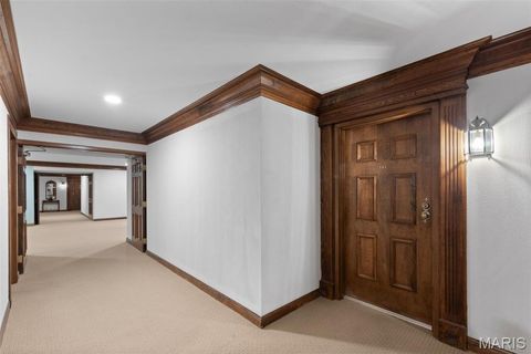 Tiny photo for 14300 Conway Meadows Court #101, Chesterfield, MO 63017 (MLS # 25075212)