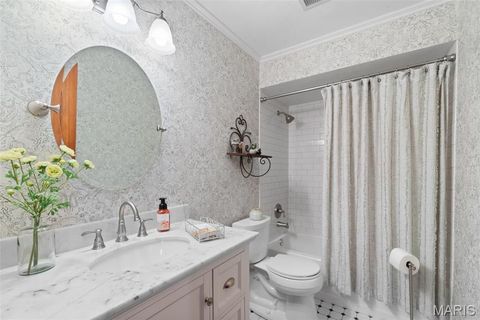 Tiny photo for 14300 Conway Meadows Court #101, Chesterfield, MO 63017 (MLS # 25075212)