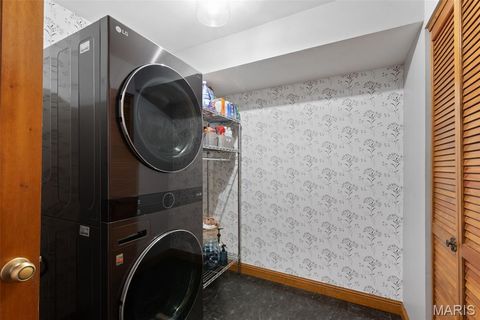 Tiny photo for 14300 Conway Meadows Court #101, Chesterfield, MO 63017 (MLS # 25075212)