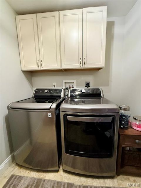 Tiny photo for 240 Victoria Park Avenue, Wentzville, MO 63385 (MLS # 25070331)