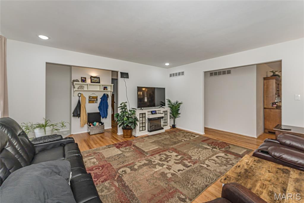 Seven Hills 4 - Residential