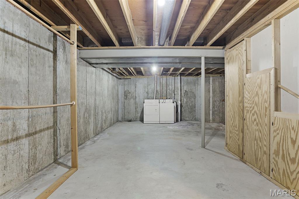 New England Village Three - Residential