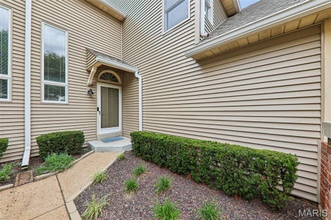 Tiny photo for 16180 Lea Oak Court Court, Chesterfield, MO 63017 (MLS # 26067791)