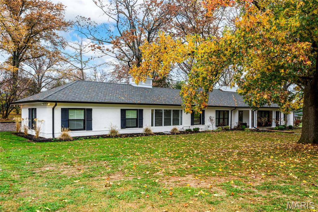 18 Country Aire Drive