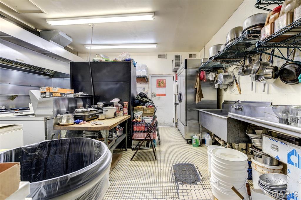 Gimblins Estate Add - Commercial Sale