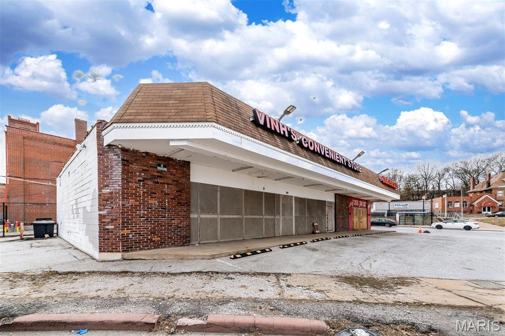 Gimblins Estate Add - Commercial Sale