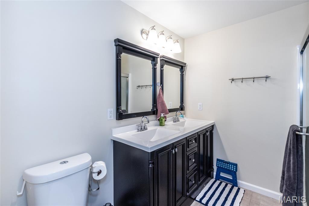 Unincorporated, Missouri 63303, United States, 3 Bedrooms Bedrooms, ,2 BathroomsBathrooms,Residential,Pending,195854