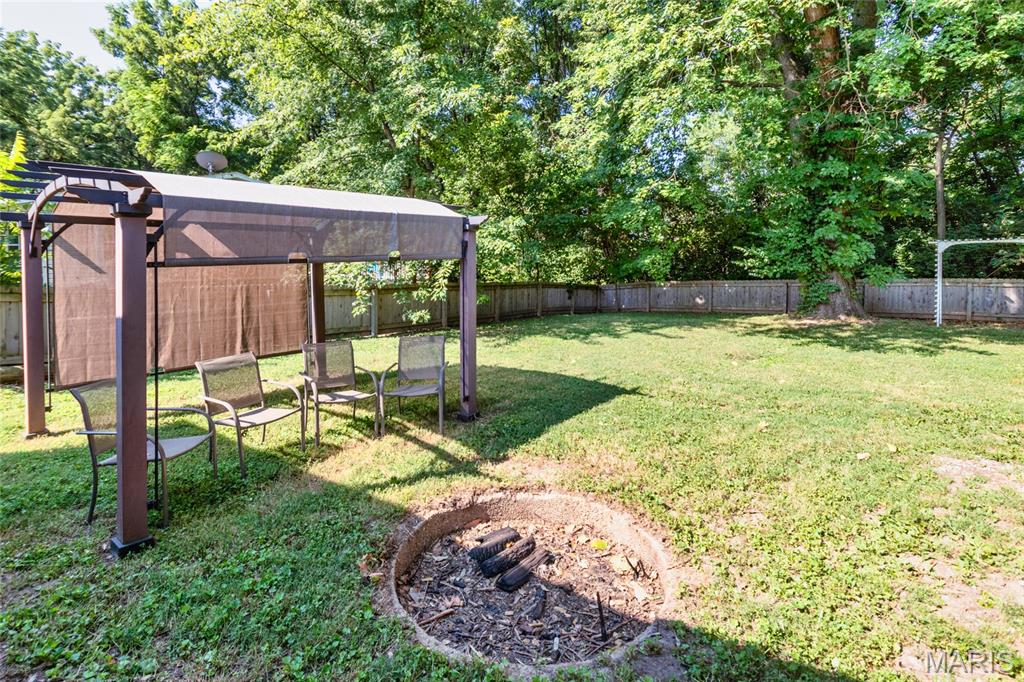 Unincorporated, Missouri 63303, United States, 3 Bedrooms Bedrooms, ,2 BathroomsBathrooms,Residential,Pending,195854