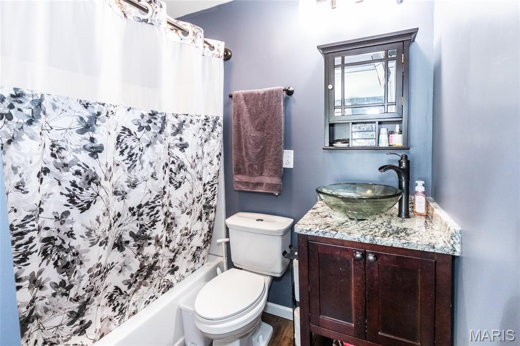 Unincorporated, Missouri 63303, United States, 3 Bedrooms Bedrooms, ,2 BathroomsBathrooms,Residential,Pending,195854