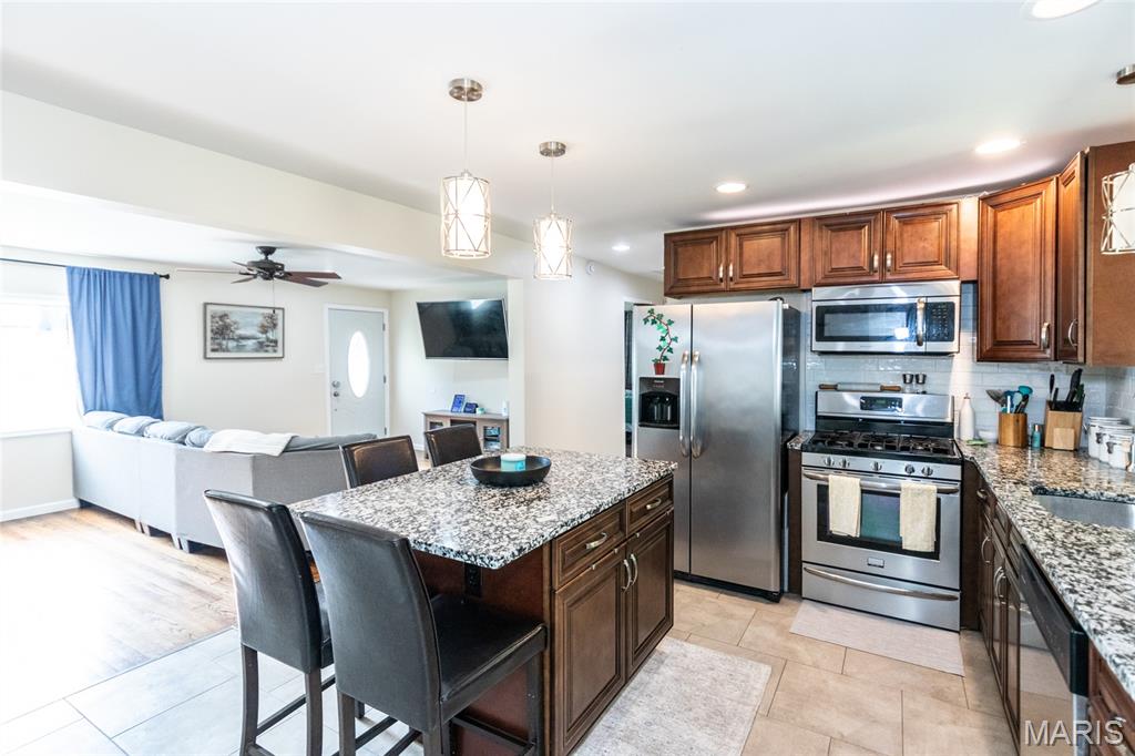 Unincorporated, Missouri 63303, United States, 3 Bedrooms Bedrooms, ,2 BathroomsBathrooms,Residential,Pending,195854