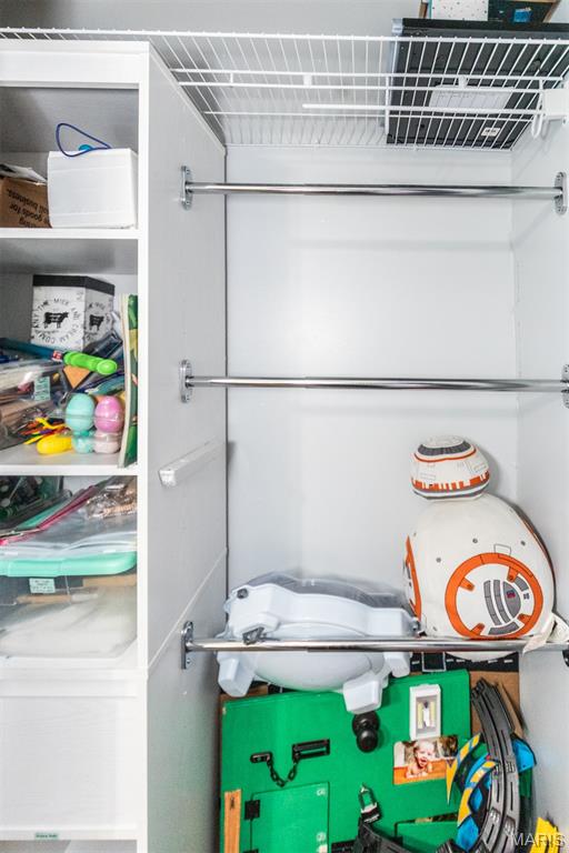 Unincorporated, Missouri 63303, United States, 3 Bedrooms Bedrooms, ,2 BathroomsBathrooms,Residential,Pending,195854