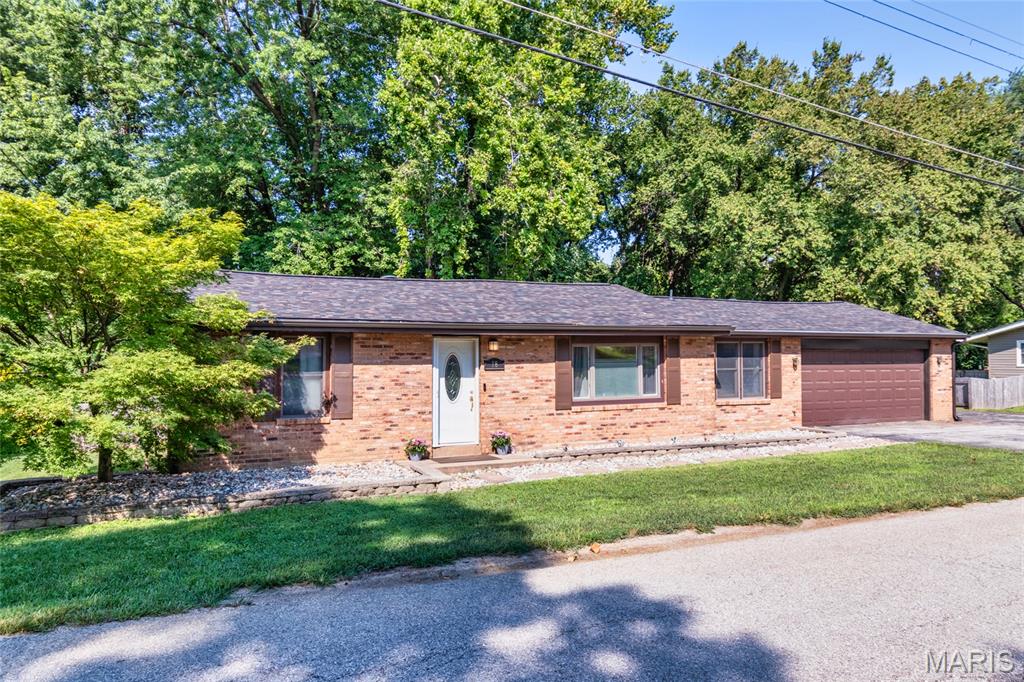 Unincorporated, Missouri 63303, United States, 3 Bedrooms Bedrooms, ,2 BathroomsBathrooms,Residential,Pending,195854