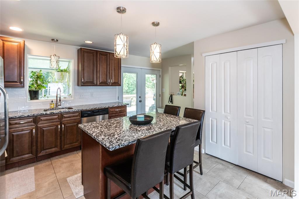 Unincorporated, Missouri 63303, United States, 3 Bedrooms Bedrooms, ,2 BathroomsBathrooms,Residential,Pending,195854