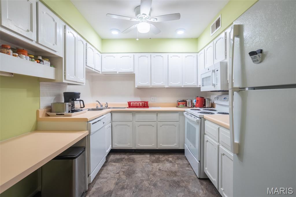 10117 Sakura Drive F