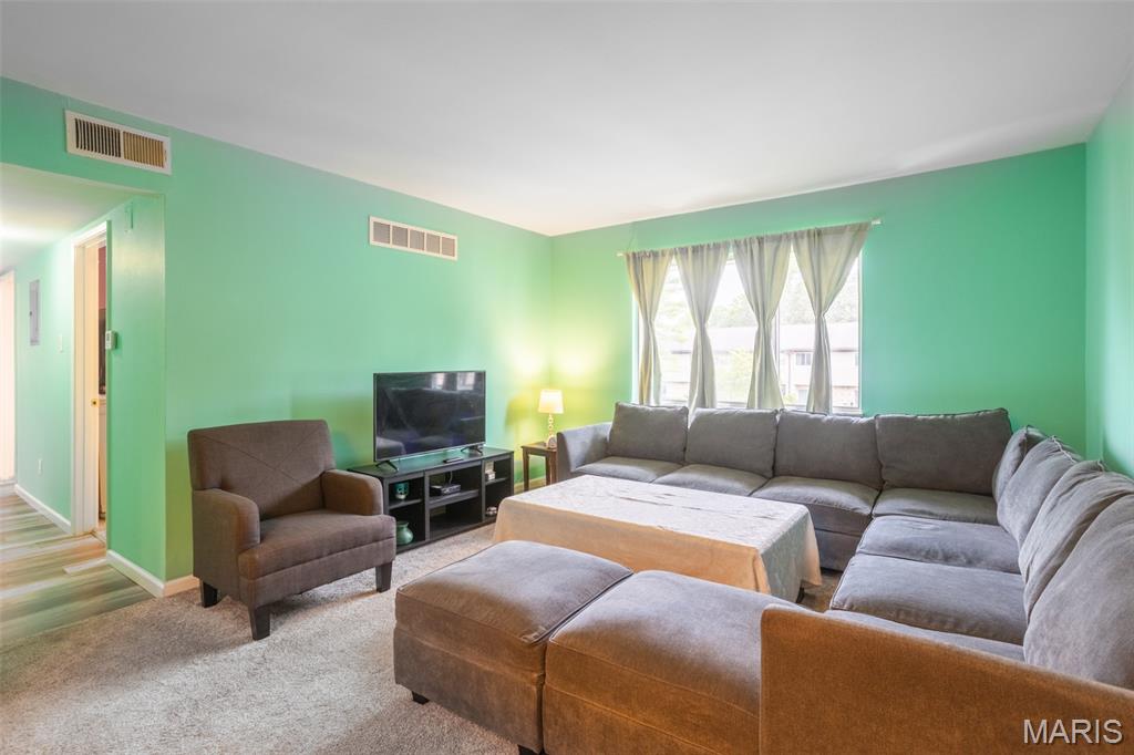 10117 Sakura Drive F