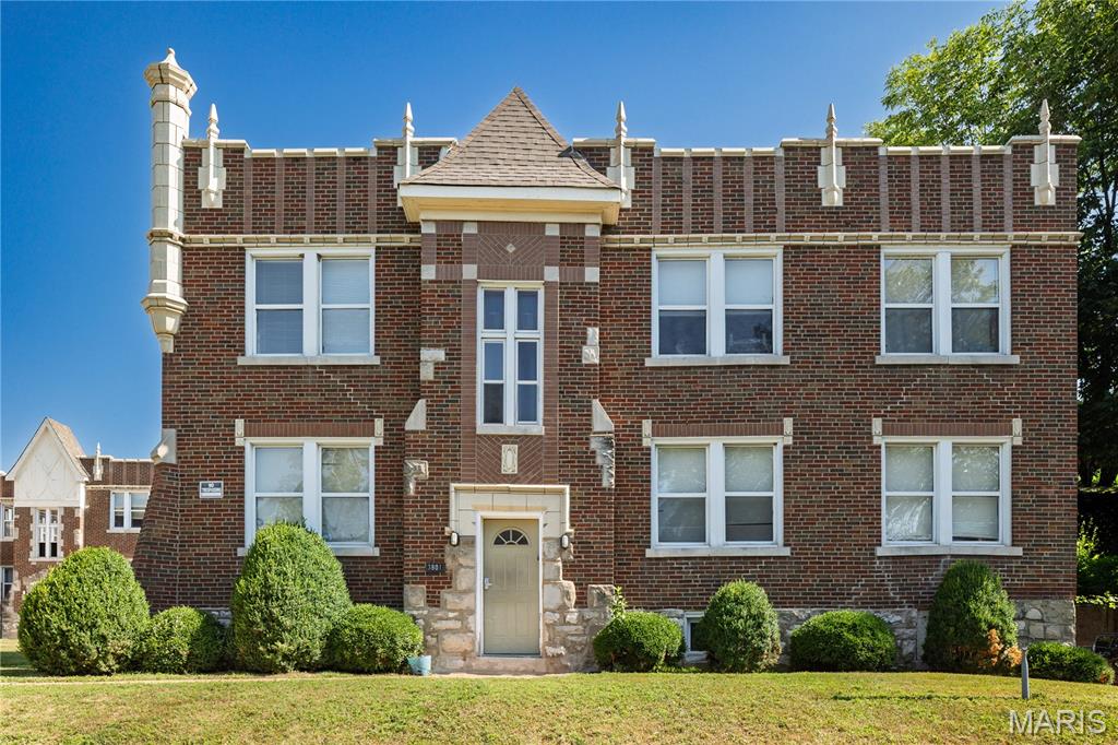 3801-11 Keokuk Street