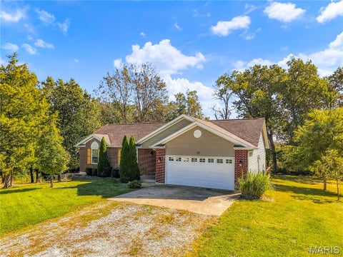 Tiny photo for 181 Shawn Court, Troy, MO 63379 (MLS # 26064310)