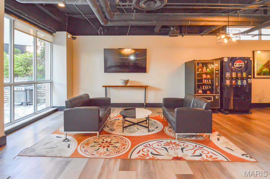 Blu Condo - Residential