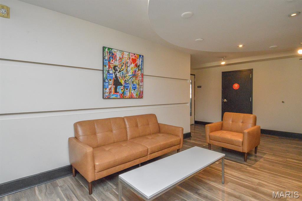 Blu Condo - Residential