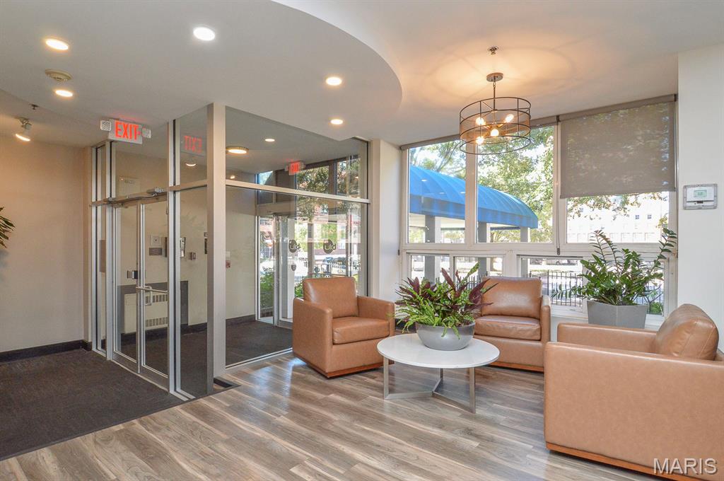 Blu Condo - Residential