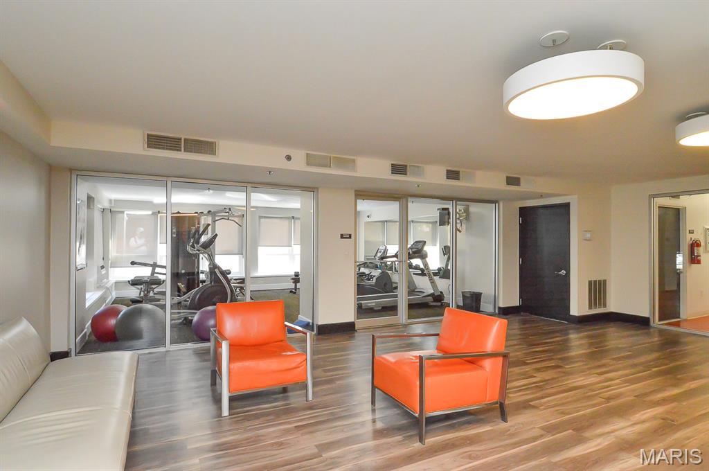 Blu Condo - Residential