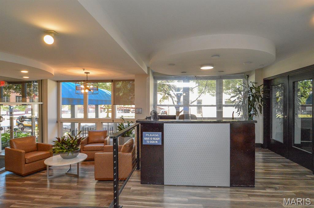 Blu Condo - Residential