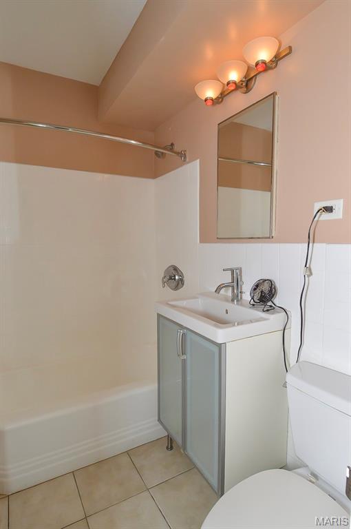 Blu Condo - Residential