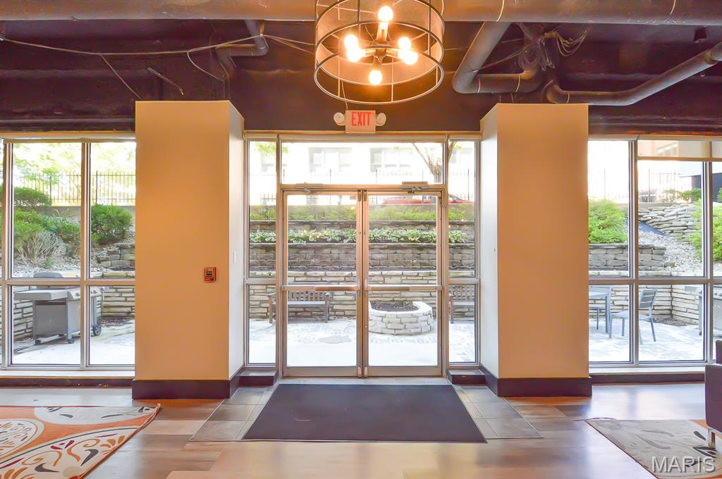 Blu Condo - Residential