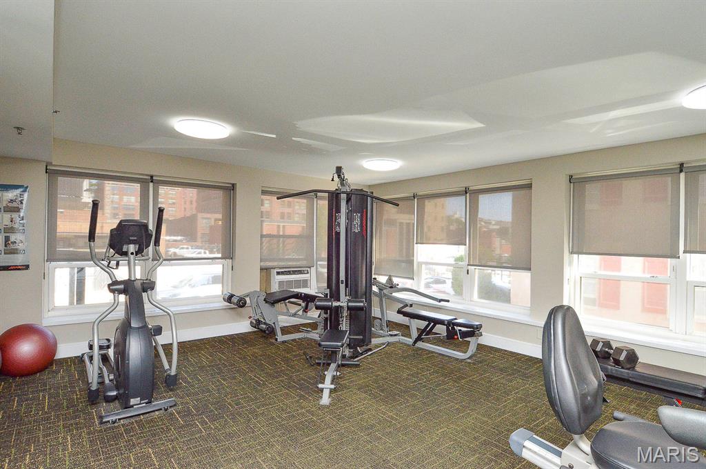 Blu Condo - Residential