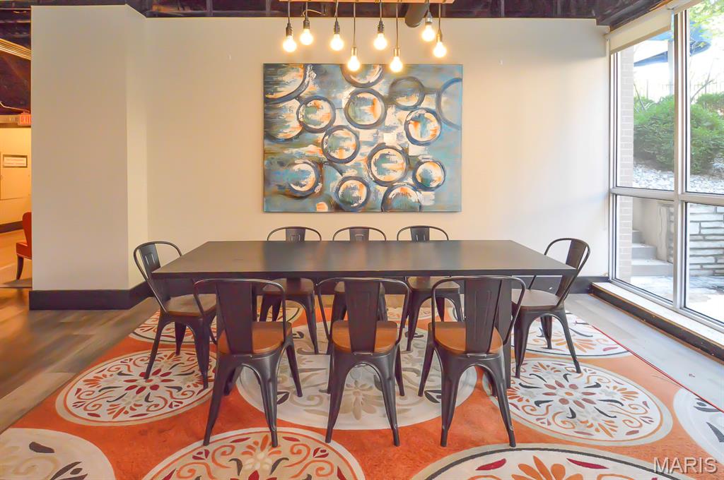 Blu Condo - Residential