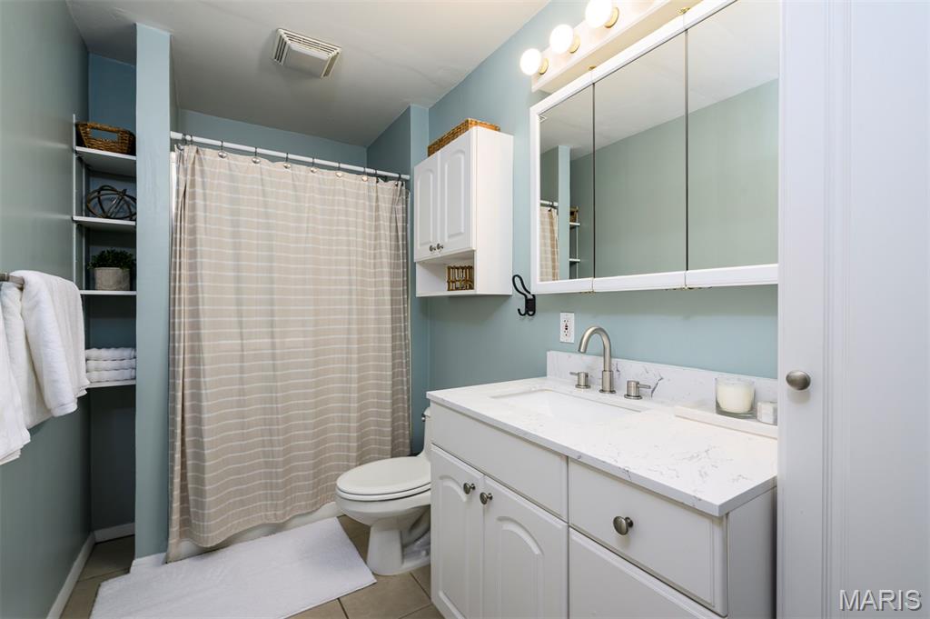 Kirkwood, Missouri 63122, United States, 3 Bedrooms Bedrooms, ,2 BathroomsBathrooms,Residential,Active,152965