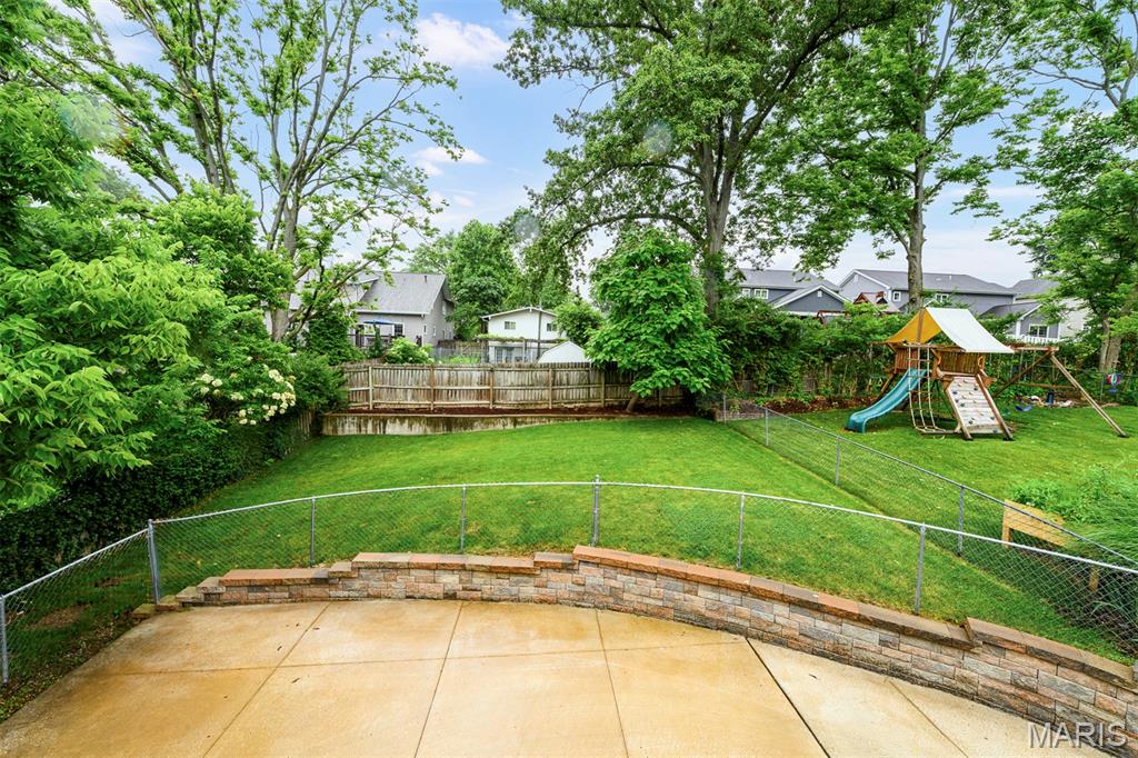 Kirkwood, Missouri 63122, United States, 3 Bedrooms Bedrooms, ,2 BathroomsBathrooms,Residential,Active,152965