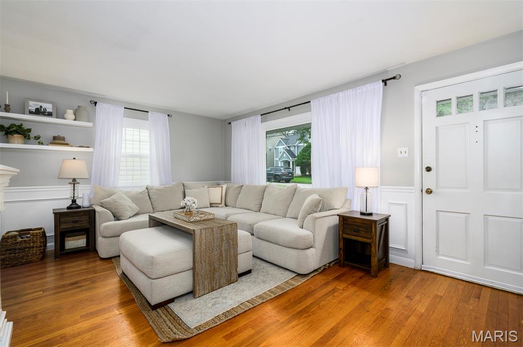 Kirkwood, Missouri 63122, United States, 3 Bedrooms Bedrooms, ,2 BathroomsBathrooms,Residential,Active,152965