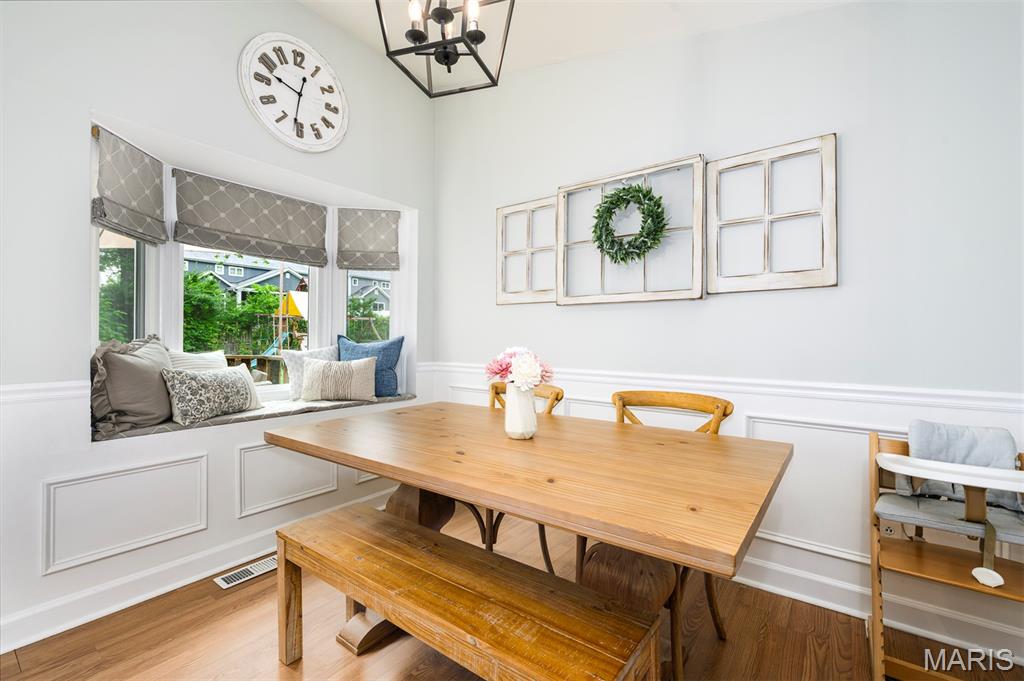 Kirkwood, Missouri 63122, United States, 3 Bedrooms Bedrooms, ,2 BathroomsBathrooms,Residential,Active,152965