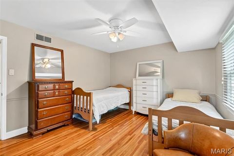 Tiny photo for 9 Middlebury Lane, Chesterfield, MO 63017 (MLS # 26015617)